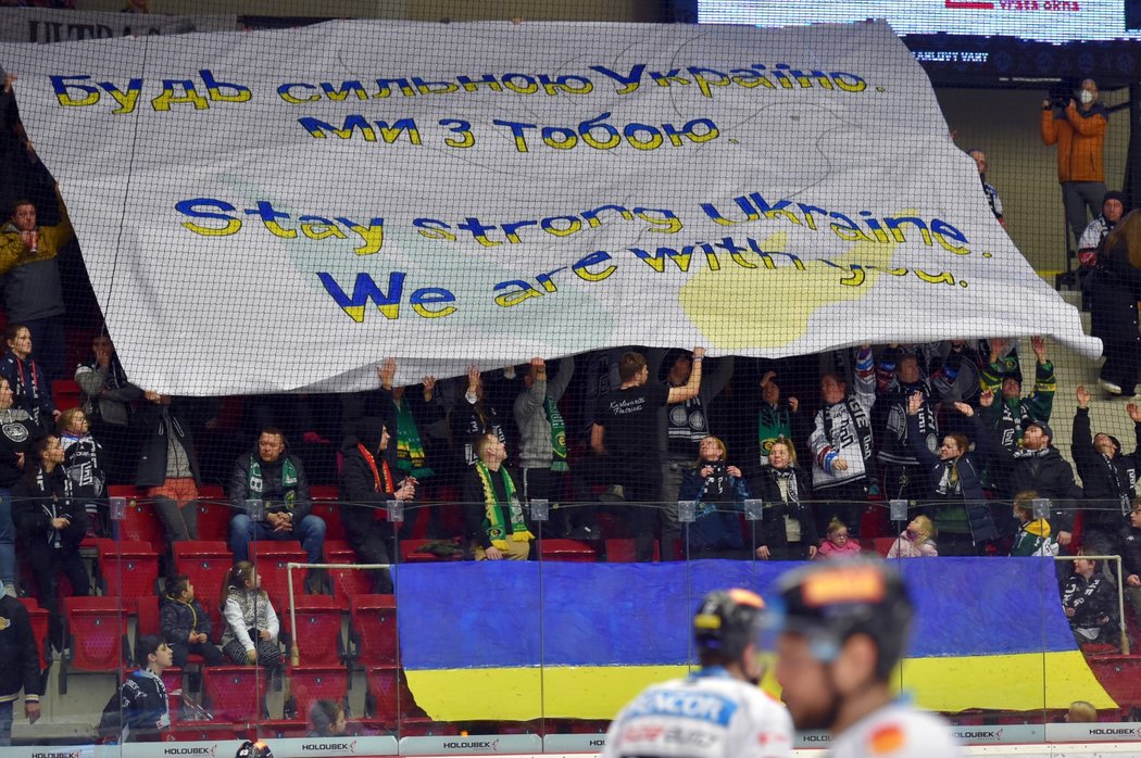 Podpora karlovarských fanoušků Ukrajině