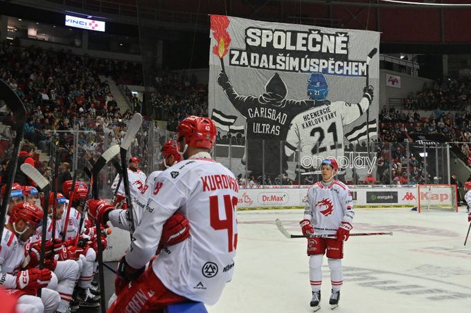 ONLINE: Karlovy Vary - Třinec 0:1. Startuje nový ročník extraligy! Galvas otevřel skóre ONLINE: Karlovy Vary - Třinec 0:1. Startuje nový ročník extraligy! Galvas otevřel skóre