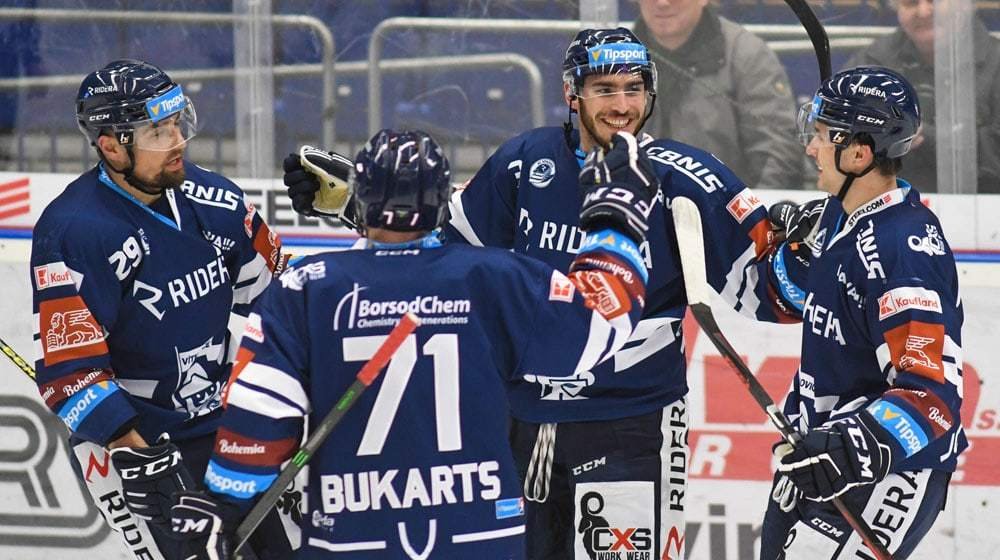 Dominik Lakatoš hattrickem ve druhé třetině řídil výhru nad Olomoucí 5:3