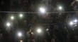 Diváci v Hradci si po zkratu osvětlení svítili mobilními telefony