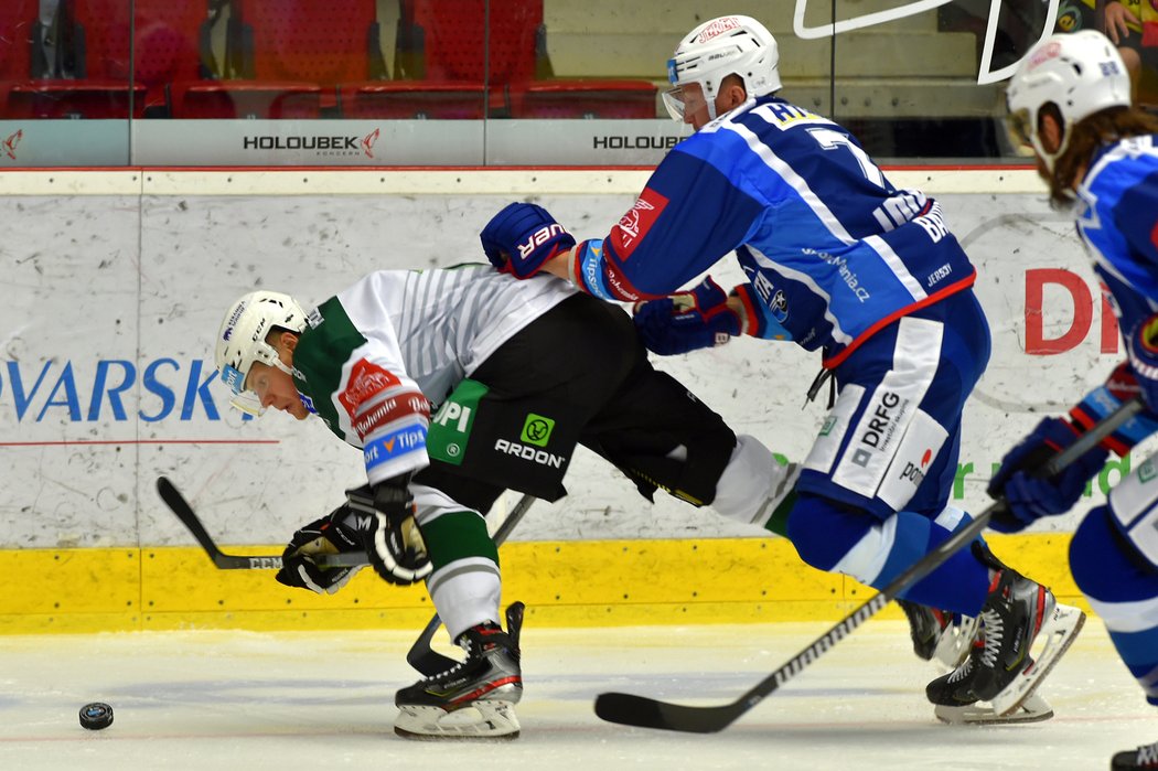 Hosté otočili v závěrečném dějství nepříznivý stav 0:2, pak sice ještě vyrovnal na 3:3 Ondřej Beránek, ale v 57. minutě rozhodl Luboš Horký.