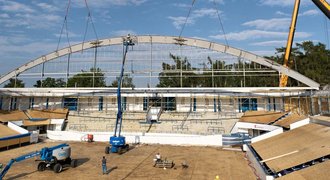 Stadion v Kladně: obavy se naplnily, neudrží novou střechu. Co bude dál?