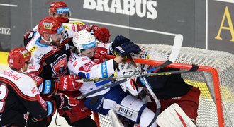 Tabulky diskriminují české hokejisty. Švýcaři to mají naopak