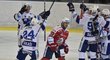 Hokejisté Komety si doma bez problémů poradili s Pardubicemi