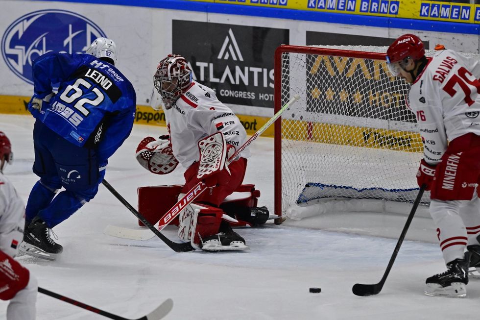 ONLINE: Kometa - Třinec 0:0. Sváteční extraligová dohrávka, lídr soutěže hraje v Brně ONLINE: Kometa - Třinec 0:0. Sváteční extraligová dohrávka, lídr soutěže hraje v Brně