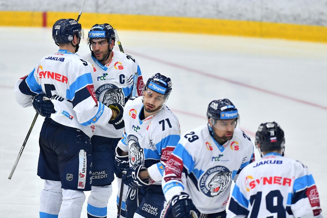 Kapitán libereckých Tygrů Petr Jelínek ocenil Boleslav za velmi náročnou sérii ve čtvrtfinále play off