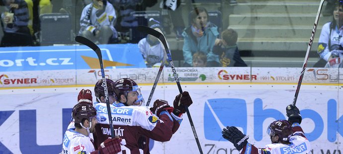 Poražený finalista extraligy Sparta vyzve ve skupině O švédský Färjestad a Cracovii Krakov