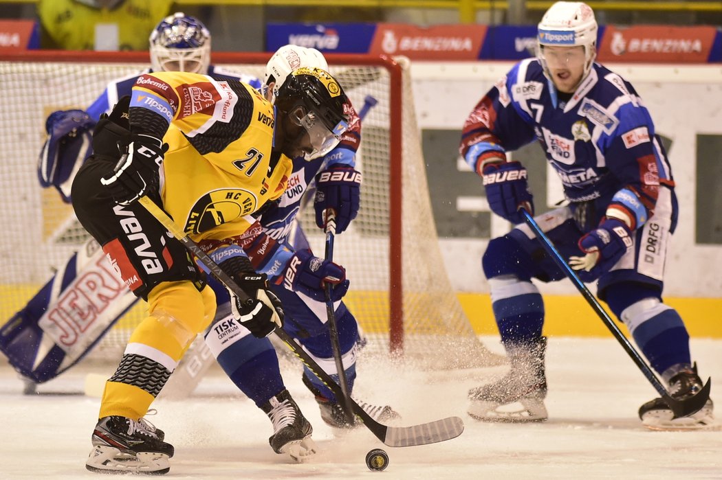 Edwin Hedberg během své extraligové premiéry