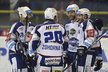 Hokejisté Komety Brno se radují z branky Martina Dočekala v utkání proti Litvínovu