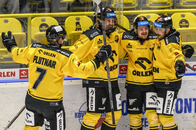 Lídři Litvínova pálili na Kometu. „Kašičky“ s příchutí hattricku či asistencí Lídři Litvínova pálili na Kometu. „Kašičky“ s příchutí hattricku či asistencí