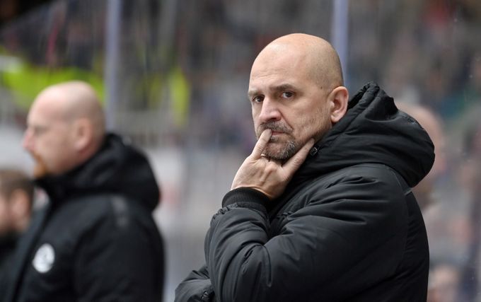 Vychovává mladíky pro Třinec a myslí na extraligu. Kouč Holaň o trpělivosti i prioritách Vychovává mladíky pro Třinec a myslí na extraligu. Kouč Holaň o trpělivosti i prioritách