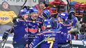 Hokejisté Motoru slaví gól