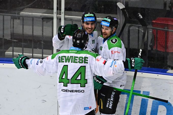 ONLINE: Kanonáda v Třinci, divoká výhra Boleslavi pod prozatímním koučem ONLINE: Kanonáda v Třinci, divoká výhra Boleslavi pod prozatímním koučem