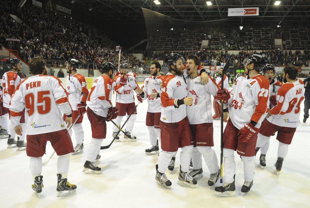 Hokejisté Olomouce se radují z postupu do extraligy, rozhodl o tom předposlední zápas baráže