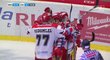 Mountfield HK - Karlovy Vary: Pavlík přenechal puk Cingelovi a ten vrací Hradec do hry, 1:2