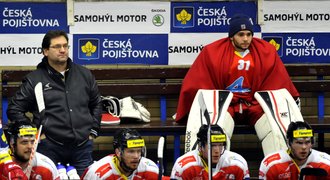 Olomouc v problémech. Kvůli převodu hráčů ji stíhá policie