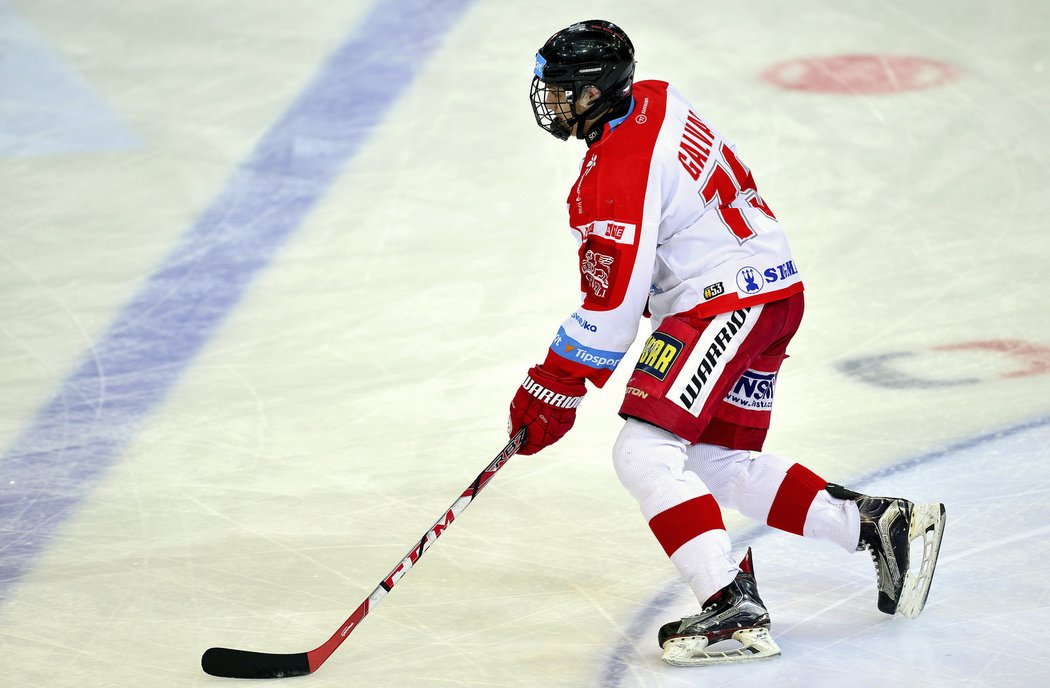 Jakub Galvas se těší na sezonu po boku táty. V dalších letech se popere o místo v Chicagu