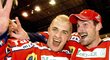 V roce 2005 získal s Pardubicemi v době výluky NHL mistrovský titul. Na fotografii s Milanem Hejdukem