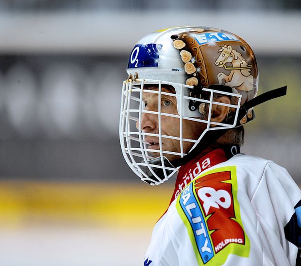 Gólman Pardubic Dominik Hašek. Gólman Pardubic Dominik Hašek.
