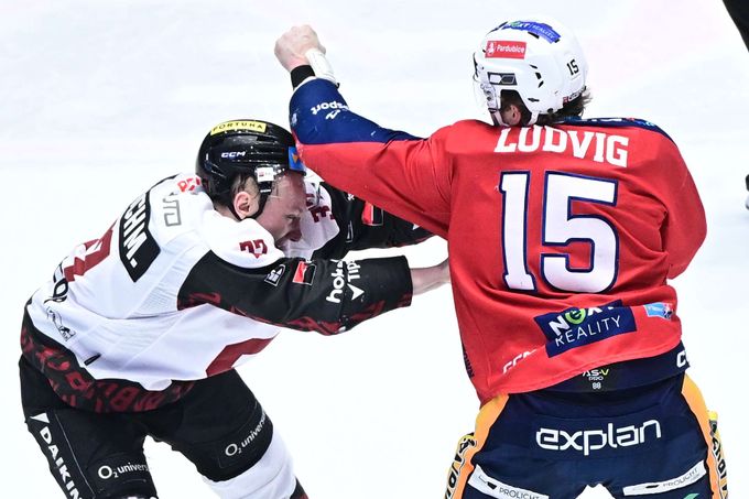 Extraliga ONLINE: Poslední kolo! Sparta má naději na čtvrtfinále, Mora opět vede Extraliga ONLINE: Poslední kolo! Sparta má naději na čtvrtfinále, Mora opět vede