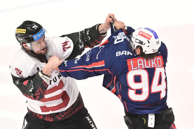 To byl start! Lauko si domluvil parádní bitku s Raškou. Důvod? Rozhovor na iSportu To byl start! Lauko si domluvil parádní bitku s Raškou. Důvod? Rozhovor na iSportu