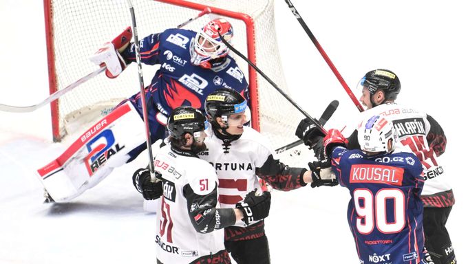 ONLINE: Dynamo - Sparta 1:2p, Sirota rozhodl v prodloužení. Liberec skolil Motor ONLINE: Dynamo - Sparta 1:2p, Sirota rozhodl v prodloužení. Liberec skolil Motor