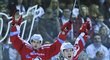 David Tomášek a Filip Novák z Pardubic se radují z druhého gólu v síti Liberce