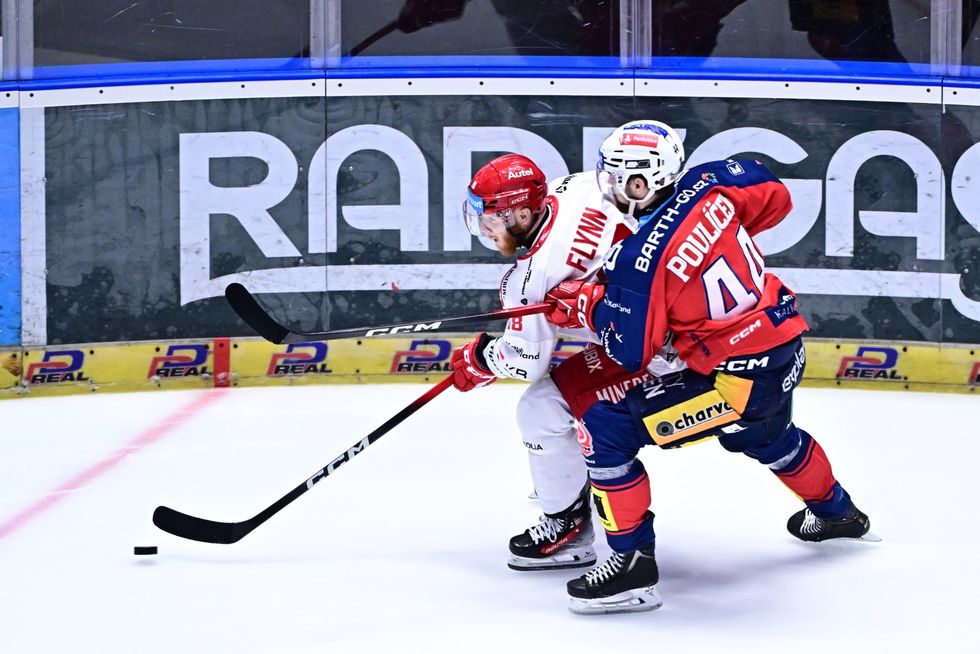 ONLINE: Pardubice - Třinec. Důležitý souboj o finálový mečbol, překvapí Oceláři Dynamo? ONLINE: Pardubice - Třinec. Důležitý souboj o finálový mečbol, překvapí Oceláři Dynamo?