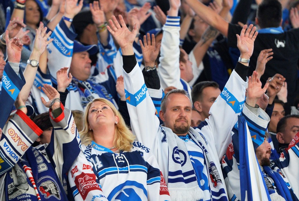 Plzeňští hokejisté nadělili svým fanouškům výhru 4:3 nad Spartou