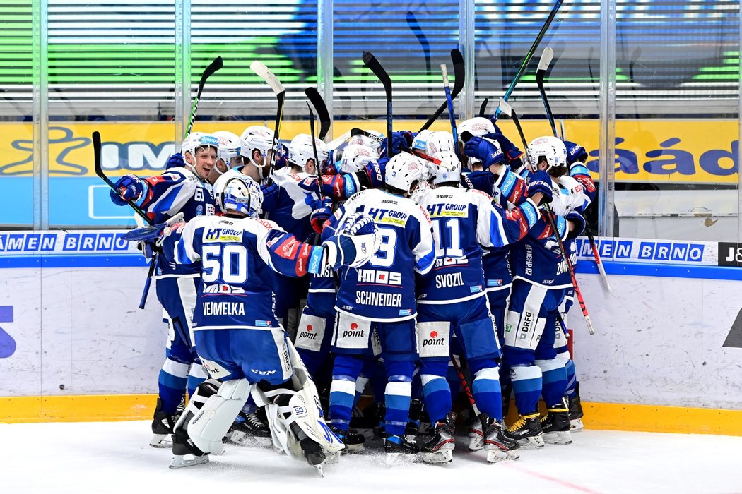 Hokejisté Komety Brno odvrátili vyřazení z play off a nadále živí naději na účast ve čtvrtfinále