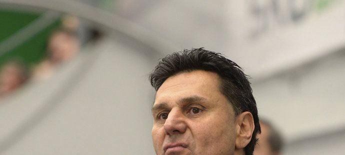 Vladimír Růžička se jako první trenér dostal na hranici 1000. odkoučovaných zápasů