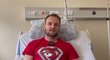 Zraněný třinecký obránce Jakub Jeřábek poslal fanouškům vzkaz z nemocnice