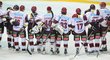 Smutní hokejisté Sparty po vyřazení ve čtvrtfinále v Třinci