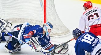 SESTŘIH: Hradec - Vítkovice 1:2. Hosté žijí! Vyřazení pomohl odvrátit Klimeš