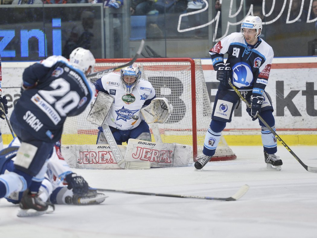 Plzeň ve druhém semifinále na Kometu vlétla, střela Davida Stacha se však neujala