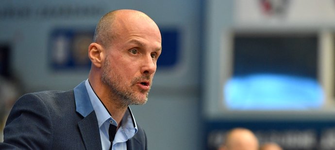 Plzeňský trenér Martin Straka měl po úvodní prohře svému týmu co vysvětlovat