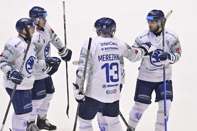 Švédská hokejová tour na českém ledě. Rejdění v Plzni rozhodl Zámorský Švédská hokejová tour na českém ledě. Rejdění v Plzni rozhodl Zámorský