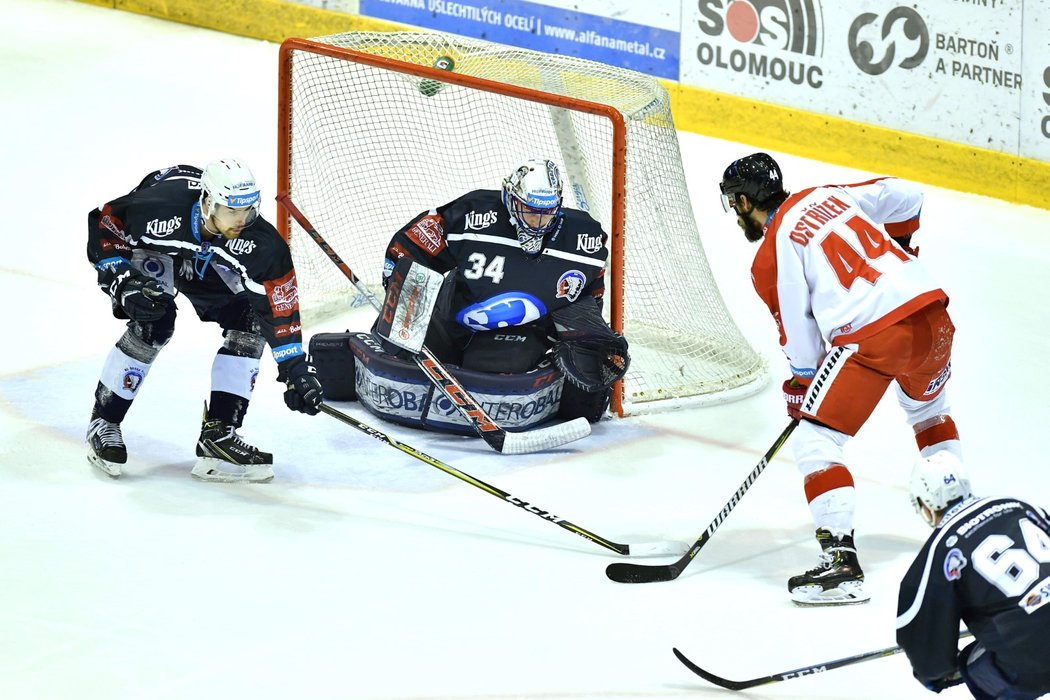 Plzeňský brankář Frodl zachraňuje olomouckou šanci