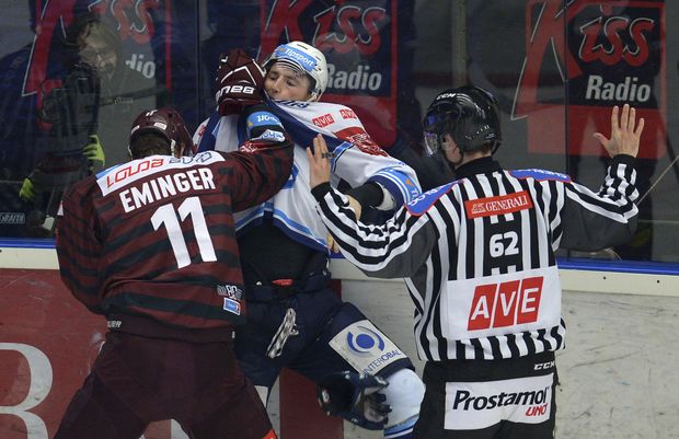 Takhle se pral Jakub Lev v dresu Plzně, teď míří do Vítkovic Takhle se pral Jakub Lev v dresu Plzně, teď míří do Vítkovic