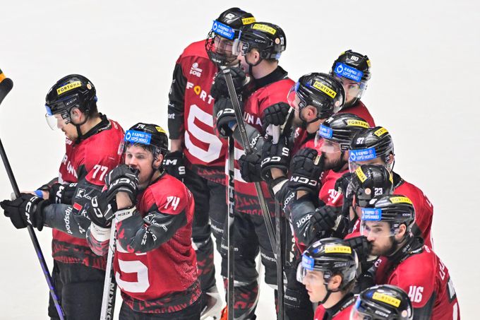 Teplý zažehl oheň. Sparta po třech letech prohrála v Plzni, srazila ji vyloučení Teplý zažehl oheň. Sparta po třech letech prohrála v Plzni, srazila ji vyloučení