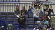 Hokejisté Vítkovic se radují ze vstřelené branky
