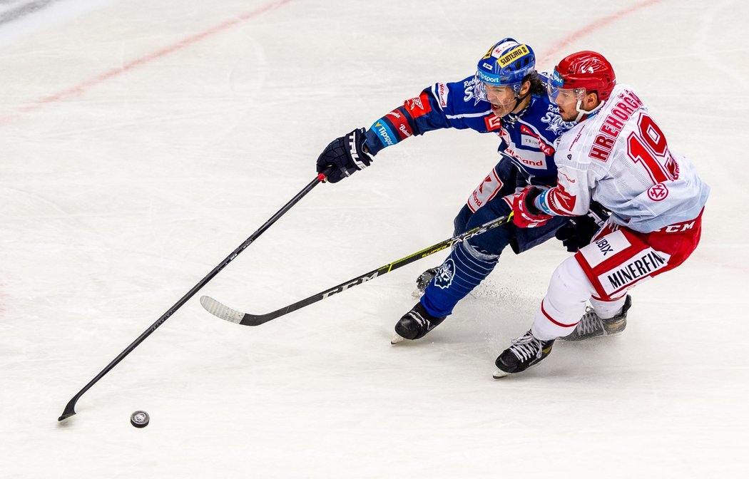 Jaromír Jágr během utkání 7. kola proti Třinci