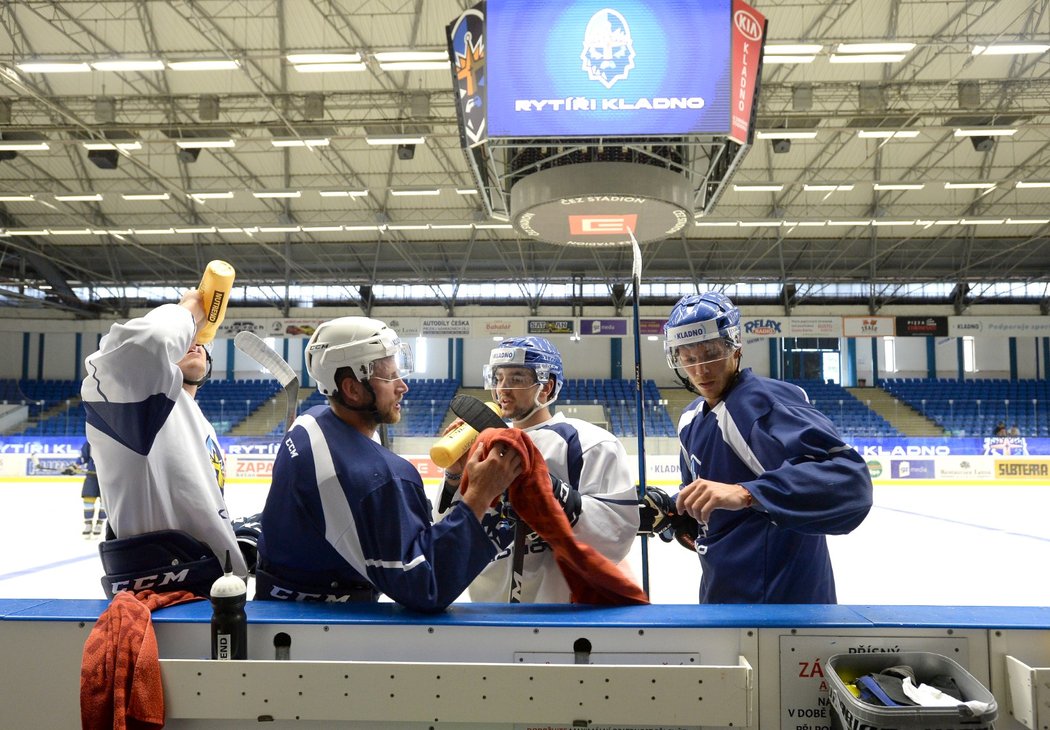 Kladenští hokejisté v pondělí začali přípravu na ledě, majitel klubu Jaromír Jágr ještě chyběl