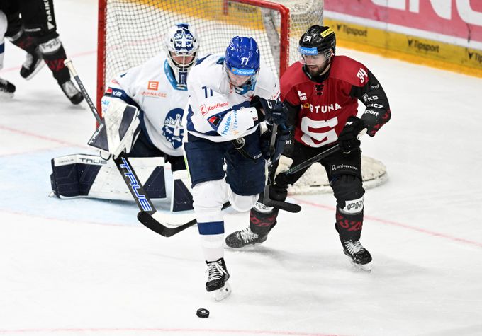 ONLINE: Sparta otáčí s Kladnem, Dynamo - Vítkovice 1:1. Drsné zranění v Plzni ONLINE: Sparta otáčí s Kladnem, Dynamo - Vítkovice 1:1. Drsné zranění v Plzni