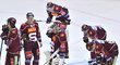 Zklamaní hokejisté Sparty po prohře s Mladou Boleslaví