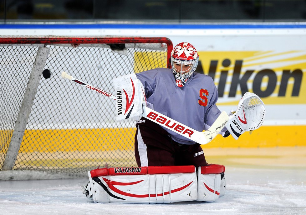 Michal Neuvirth si přidával s Adamem Lapšanským