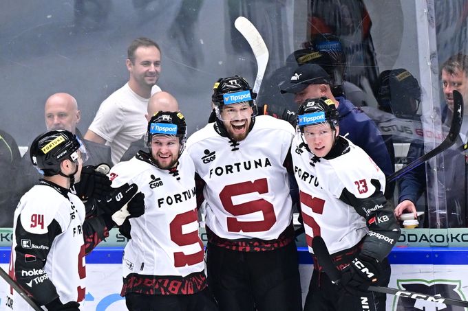 Němeček odčinil vyloučení z Vítkovic: Vnímal jsem mediální tlak, přišlo mi to trošku nafouklé Němeček odčinil vyloučení z Vítkovic: Vnímal jsem mediální tlak, přišlo mi to trošku nafouklé