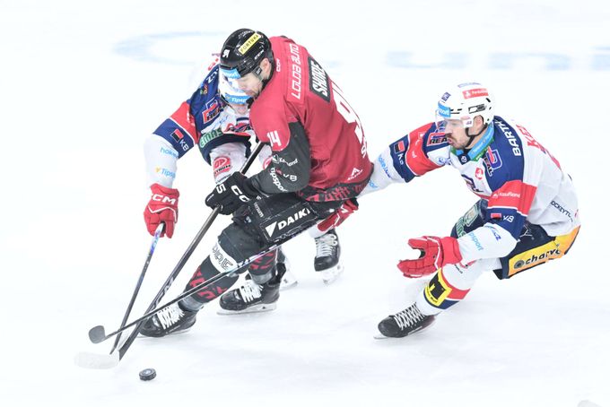 ONLINE: Sparta ve šlágru s Dynamem, Kometa bez Pokorného. Litvínov - Kladno 2:1 ONLINE: Sparta ve šlágru s Dynamem, Kometa bez Pokorného. Litvínov - Kladno 2:1