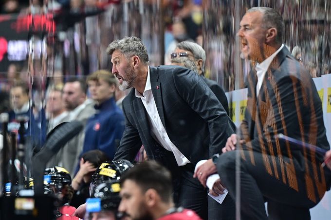 Nedvěd odkrývá cestu z krize Sparty i vnímání hráčů: Umím si představit doplnění kádru Nedvěd odkrývá cestu z krize Sparty i vnímání hráčů: Umím si představit doplnění kádru