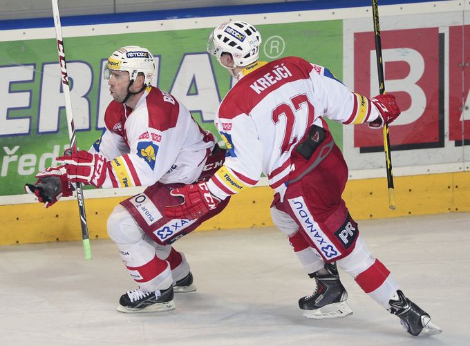 SESTŘIHY: Slavia rozhodla derby v poslední minutě, Kometa padla SESTŘIHY: Slavia rozhodla derby v poslední minutě, Kometa padla